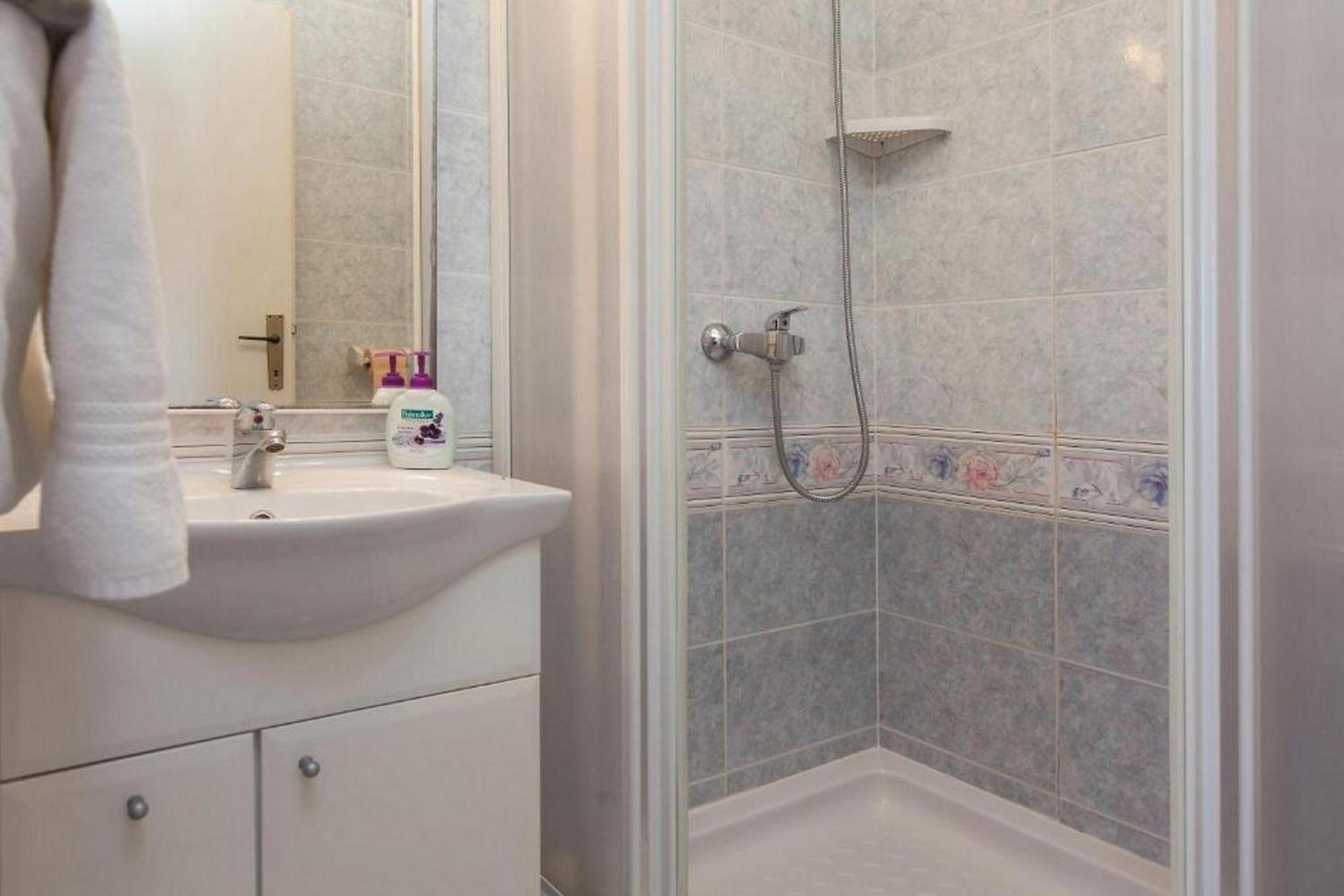 Summerheaven Apartments Podgora Phòng bức ảnh